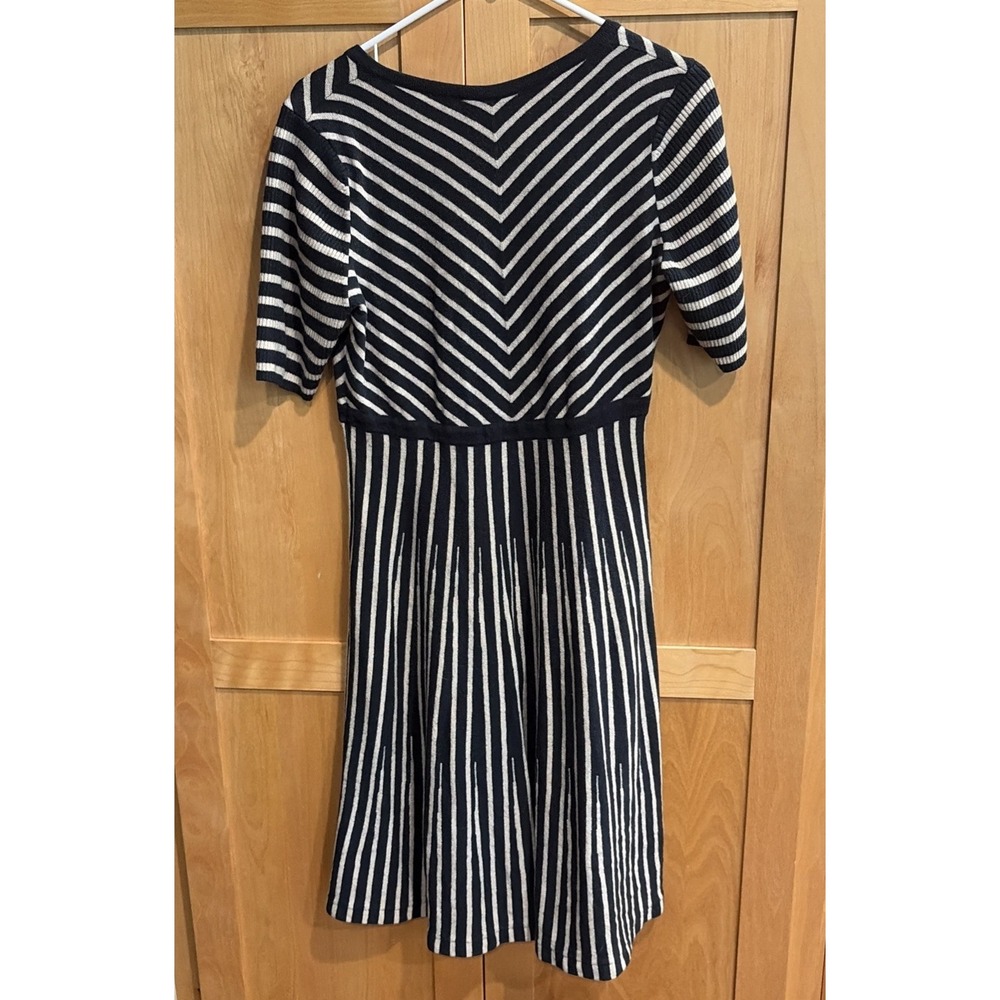 Boden Amelia Dress Navy Beige Striped Fit & Flare Midi Merino Wool/Cotton Sz 14 - Picture 4 of 7